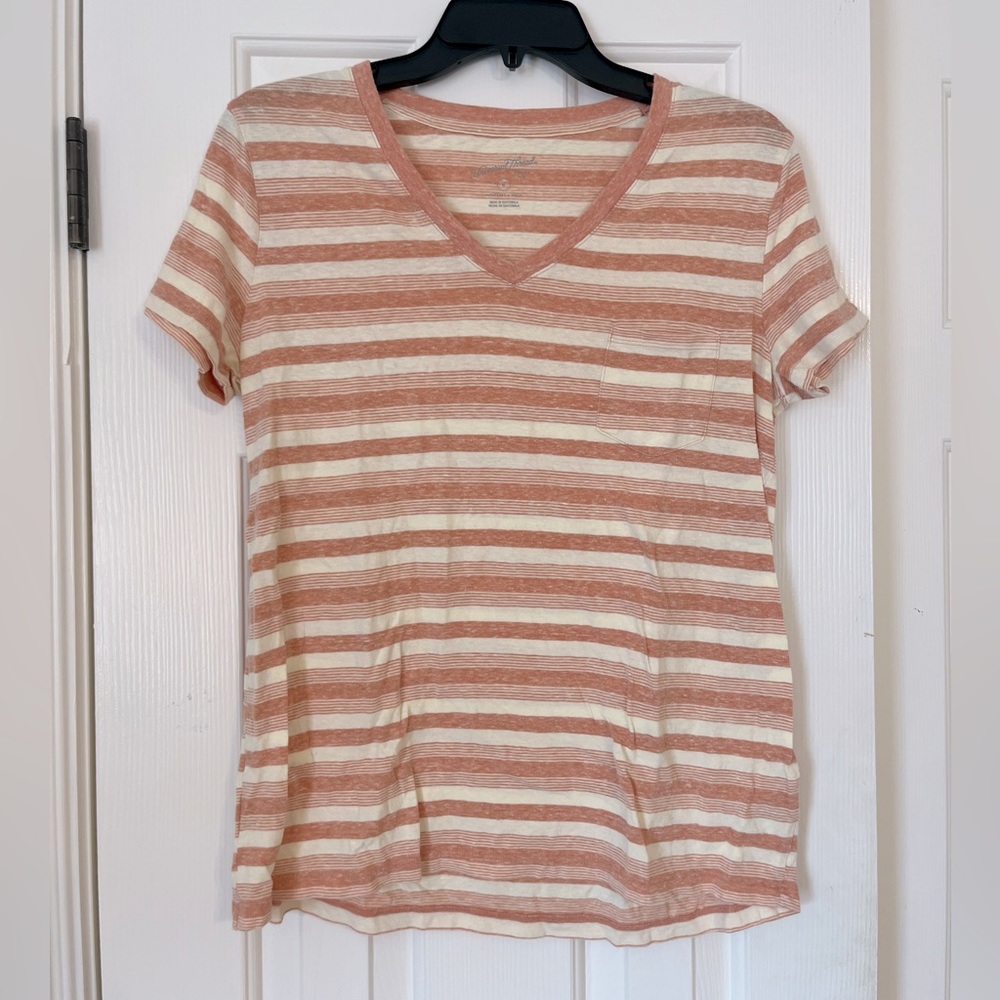 Universal Thread Women’s Size M Stripped Tee